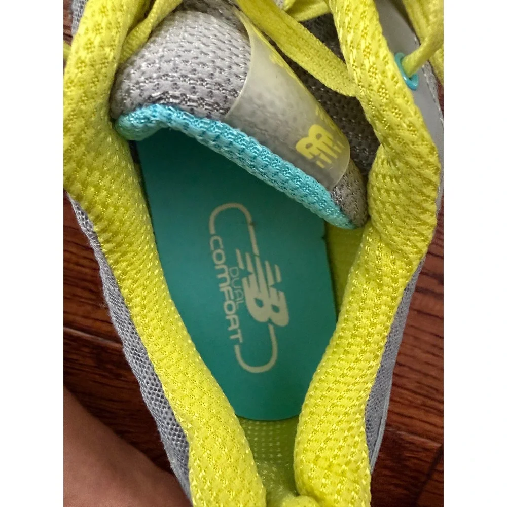 New Balance 577 Womens Training Shoes Grey Neon Yellow WX577LA Size 11